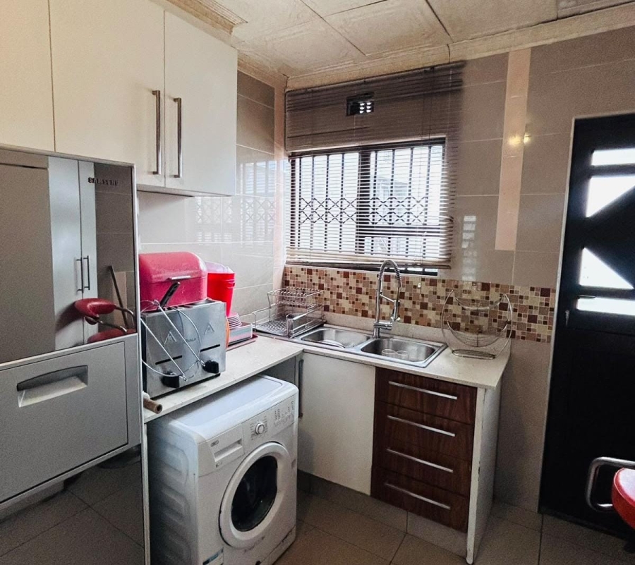 4 Bedroom Property for Sale in Guguletu Western Cape